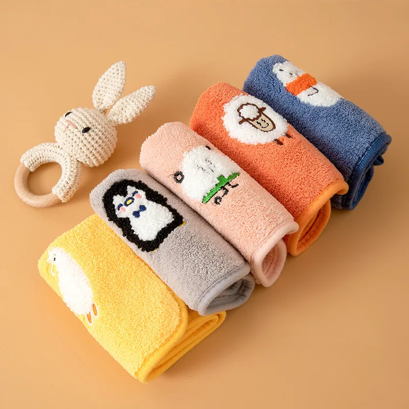 Cute Bath Towel Soft Coral Velvet Face Hand Towel Kid Adult Bathroom Shower Wipe Washcloth Children Handkerchief Absorbent Towel