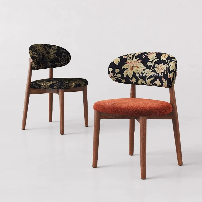 

Wooden Velvet Dining Chairs Vanity Stoot Ergonomic Designer Bedroom Dining Chairs Retro Unique Muebles Postmodern Furniture