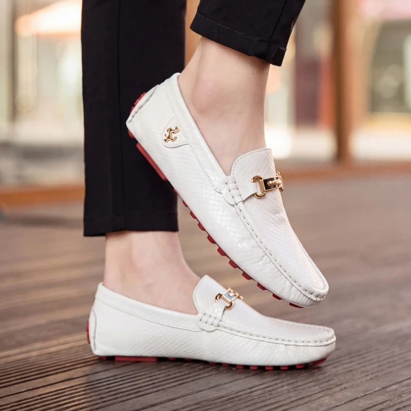 Modische Designer-Leder-Loafer für Herren, bequeme Slipper, leichte, rutschfeste Freizeitschuhe für Herren, flache Herrenschuhe. – Detail 17