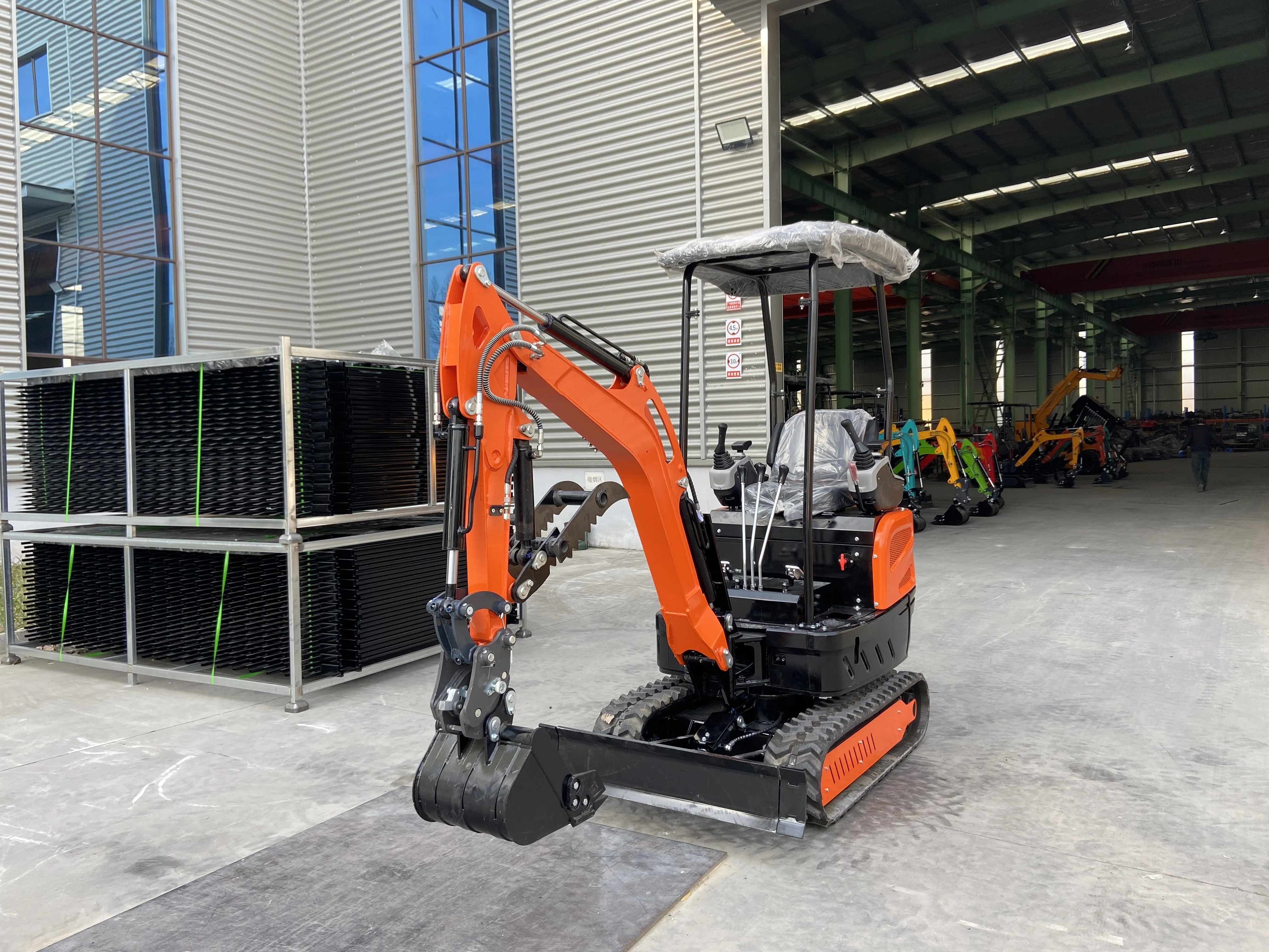 1.8T حفارة صغيرة تعمل بالديزل آلات البناء التحكم في التشغيل حفارة ناعمة #2