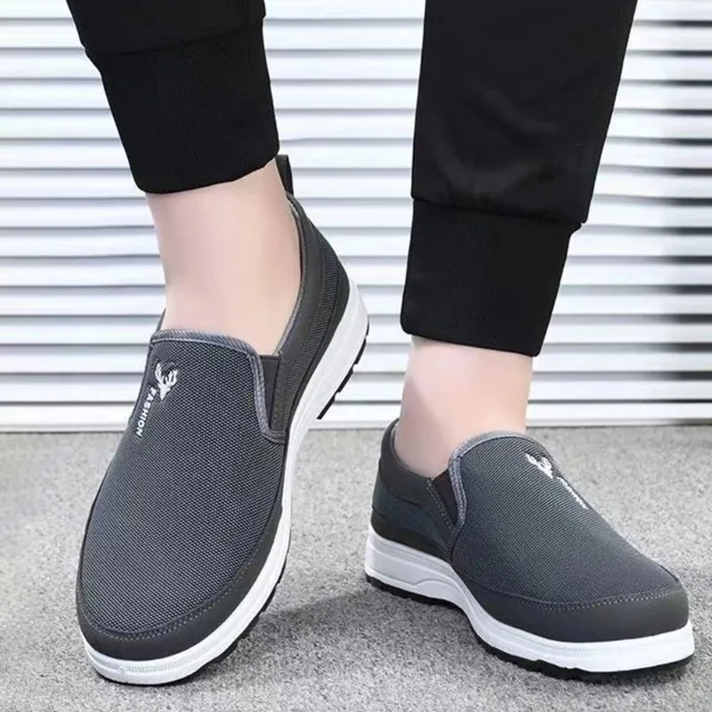 

Slip on Flats Fashion Walking Shoes Soft Loafers for Men Casual Canvas Shoes Lightweight Summer Mesh Breathable