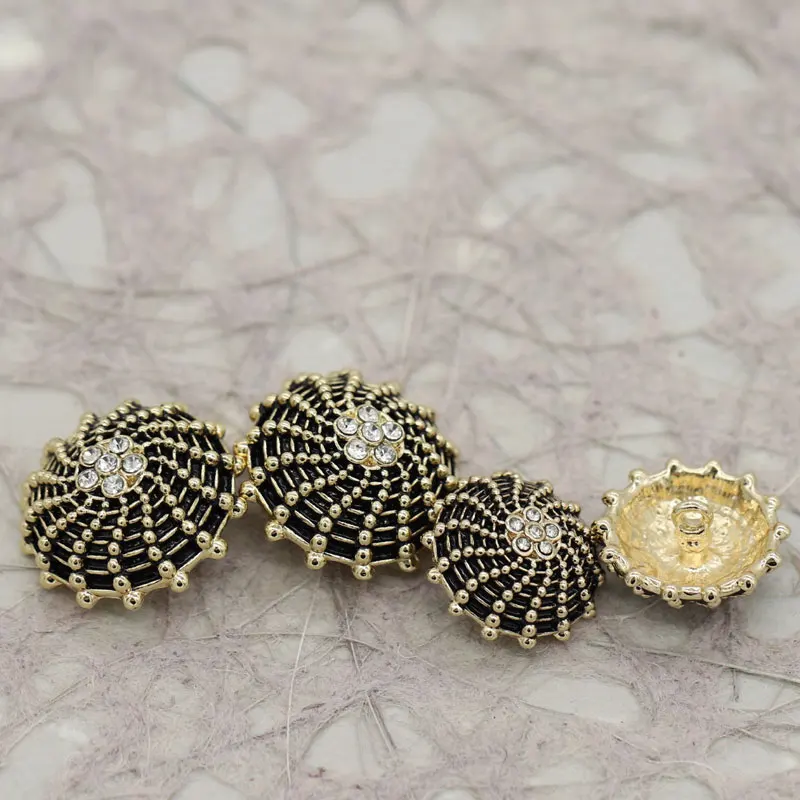 Luxuriöse Diamant-Knöpfe im Vintage-Stil für Mantel, Pullover, Strickjacke, Dekorative Strass-Knöpfe für Damen-Anzugjacke, 6 Stück – Detail 4