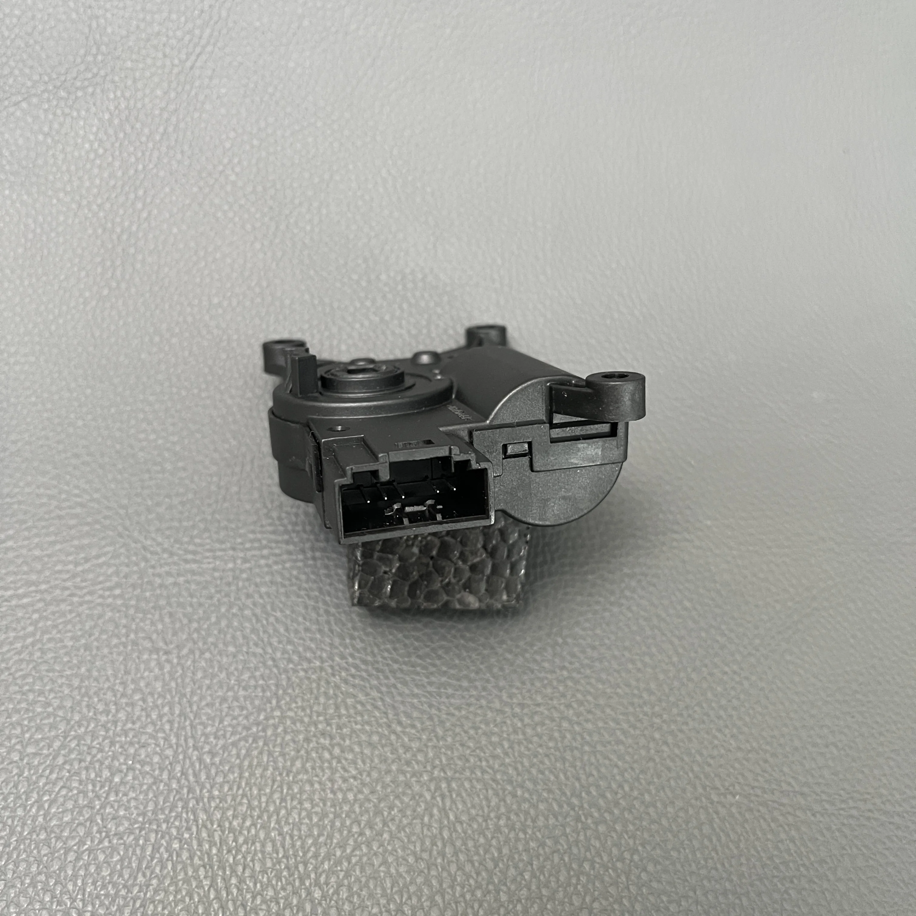 For VW Golf 7 2013-2019 5Q0907511D 5Q0907511H 5Q0907511K  Air Conditioner Servo Motor Air Conditioner Damper Actuator Auto