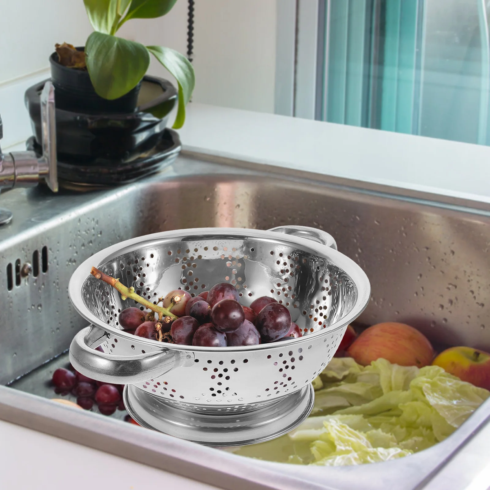 

Stainless Steel Colander Dual Handles Easy Carrying Pasta Vegetables Fruits Strainer Kitchen Draining Basket Fine Holes Wash