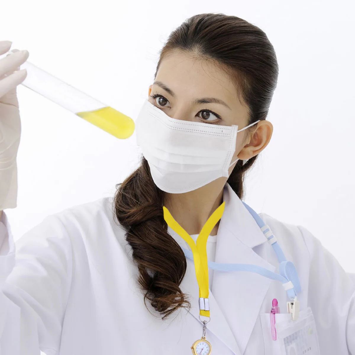 ساعة جيب للممرضات، حافظة من خليط معدني من الدرجة الطبية، حارس الوقت المحمول لمحترفي الرعاية الصحية، تصميم بسيط وأنيق مع سلسلة