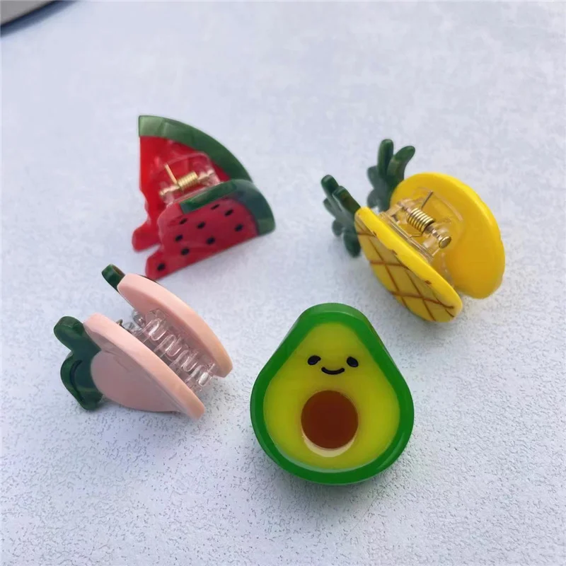 2 stuks leuke vrouwen haaraccessoires simulatie fruit aardbei kers kleine klauwen zoete halve paardenstaart houder mini meisjes hoofdtooi