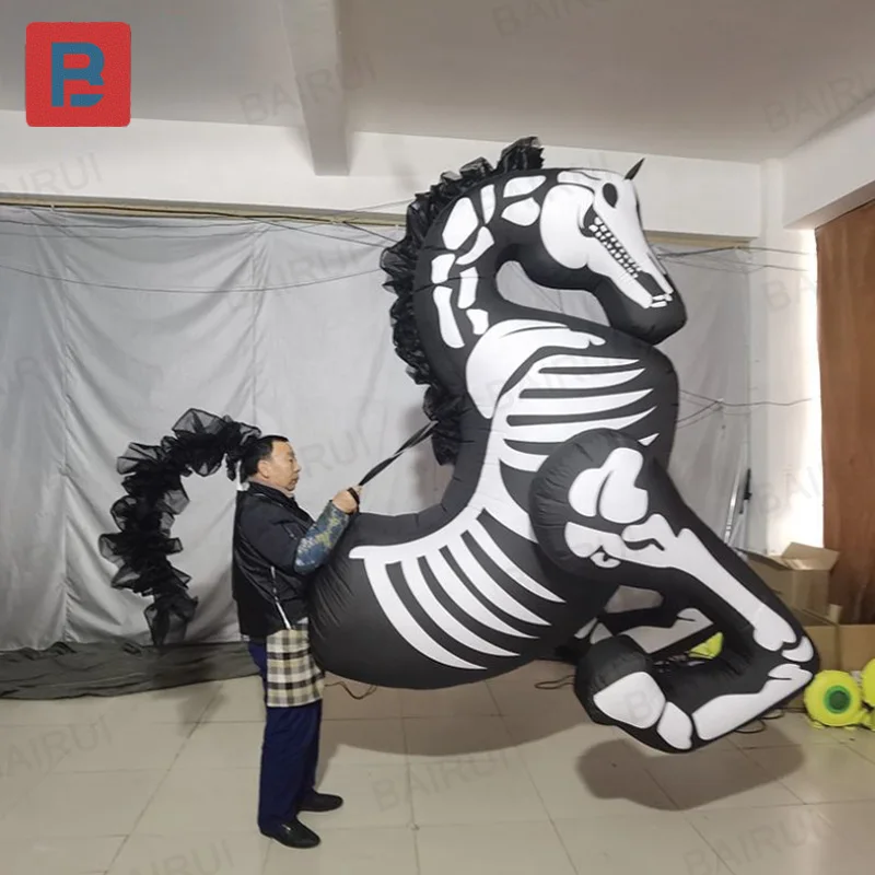 Aufblasbares Skelettpferd mit Gebläse, aufblasbares Spaziergangsparade im Freien, Event-Dekorationsstütze