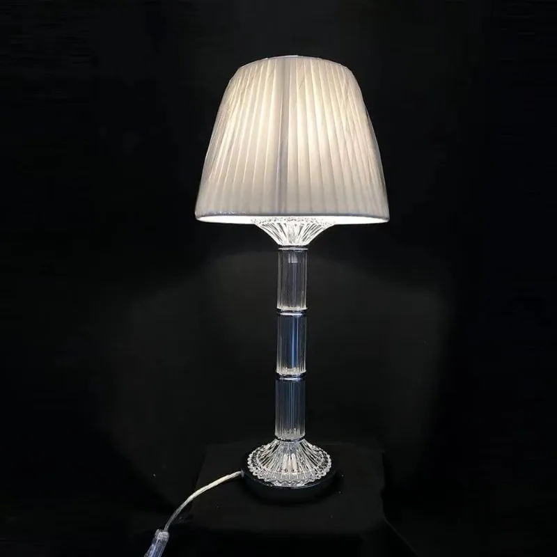 

Nordic Minimalist Creative Crystal Table Lamp Modern Bedroom Bedside Study Decoration Crystal Transparent Desk Lamp