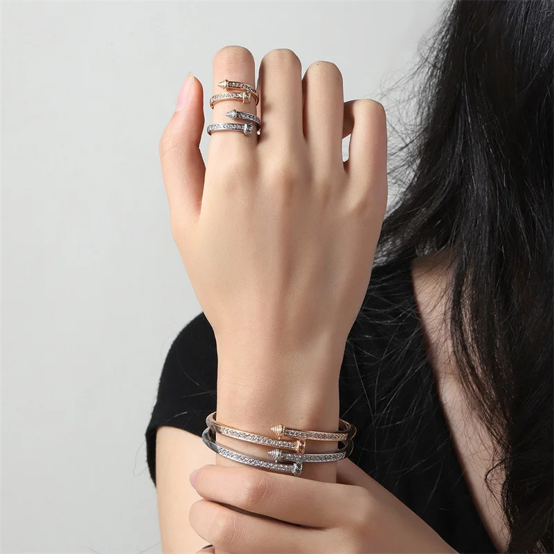 Fashion Metal Roman Numerals Nail Bracelet Finger Ring Pave Crystal Zircon Jewelry Set For Women Luxury Design Party Jewellery