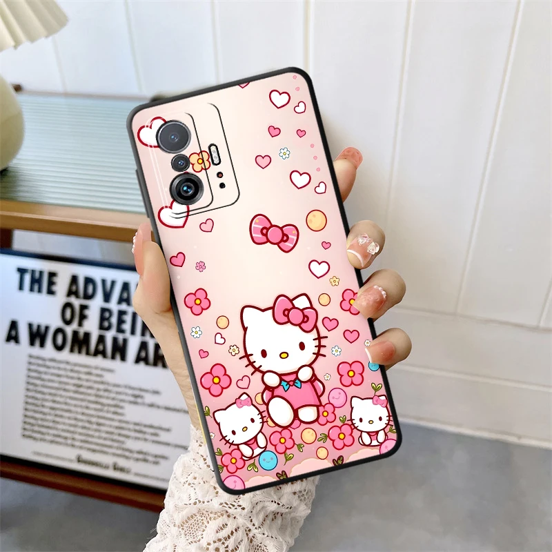 حافظة لهاتف Xiaomi Mi 11 12 13 Lite 10T 11T 12T Pro 12X 13 14 15 Pro غطاء هاتف ناعم أسود سانريو فراولة كيتي