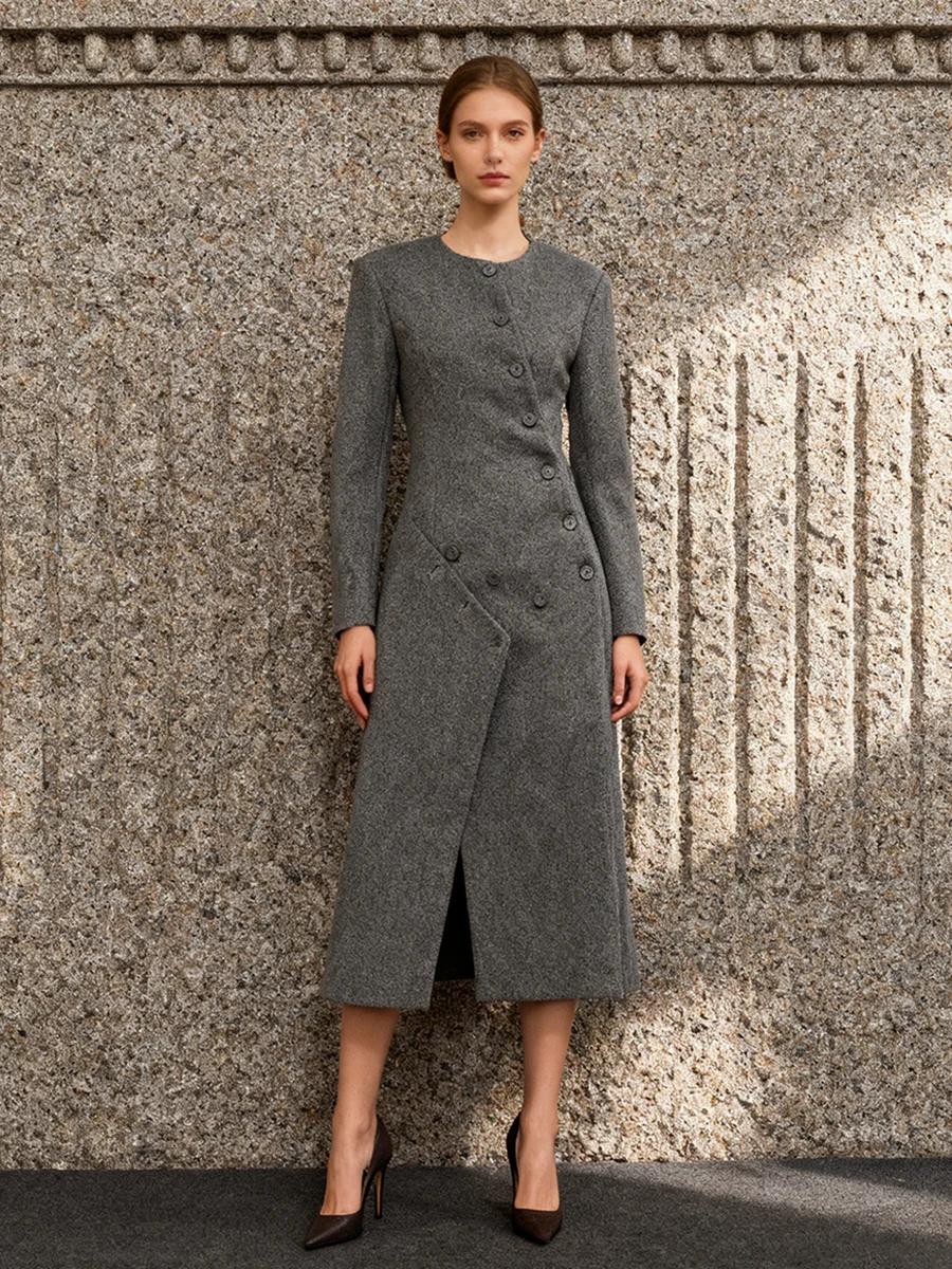 TWOTWINSTYLE Solid Slimming Spliced Buttons Design Sense Coats for Women Round Neck Long Sleeves Tunic Temperament Coat Female