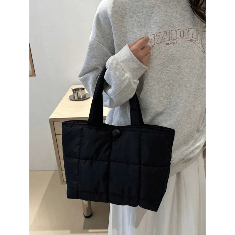 حقيبة مبطنة جديدة، حقيبة واسعة ومطرزة ومربعات مع حزام سلسلة معدنية، حقيبة كتف كاجوال، كولو صلب #2