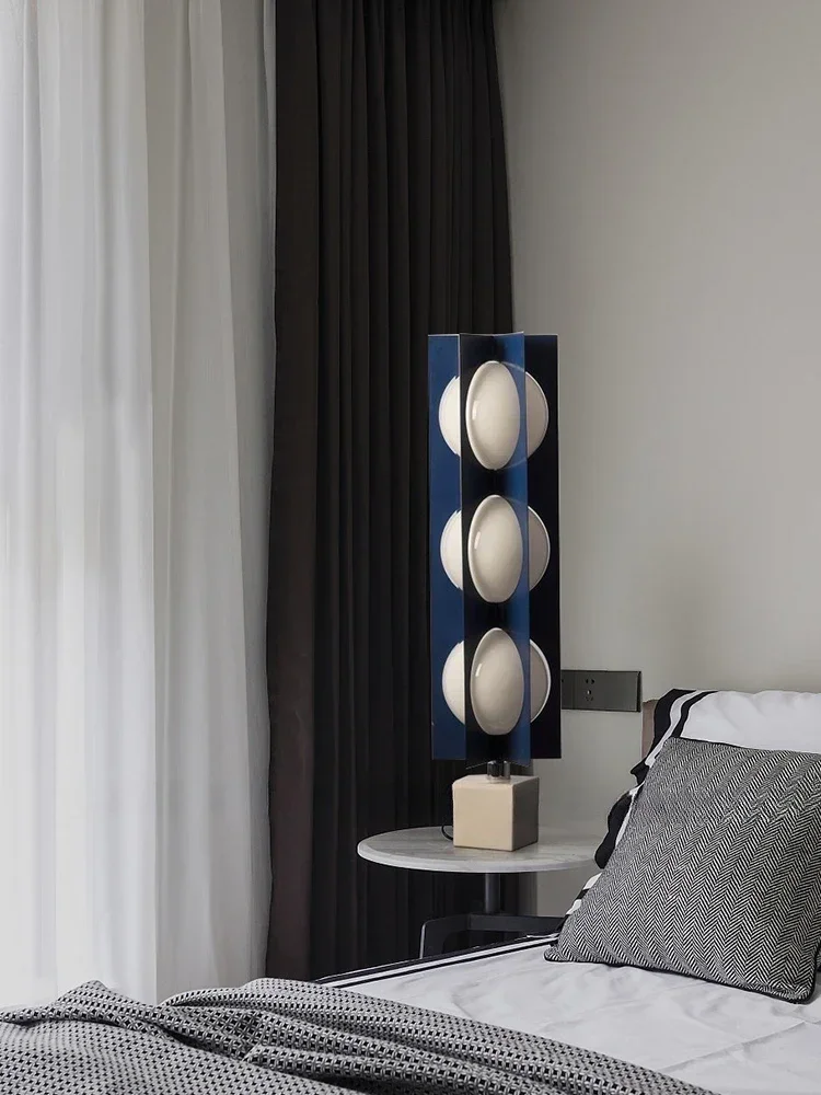 

Design Sense Living Room Sofa Edge Study and Bedroom Bedside Floor Lamp Post-Modern Minimalist Table Lamp