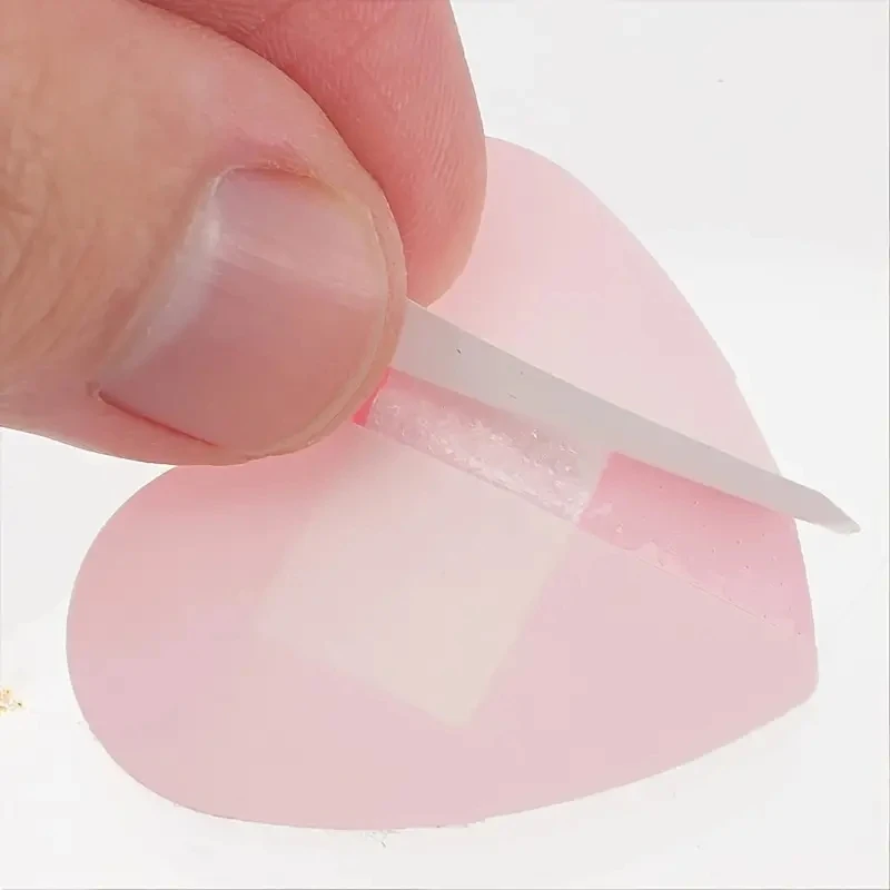 20pcs Heart-Shaped Self-Adhesive Wound Protector - Protects And Heals Wounds With Love