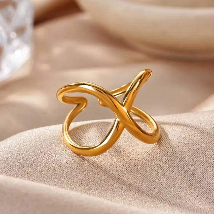 Minimalistische geometrische Kreuz-Offenringe für Frauen, 18K vergoldeter Edelstahlring, ästhetischer Hochzeitsschmuck, Geschenk.