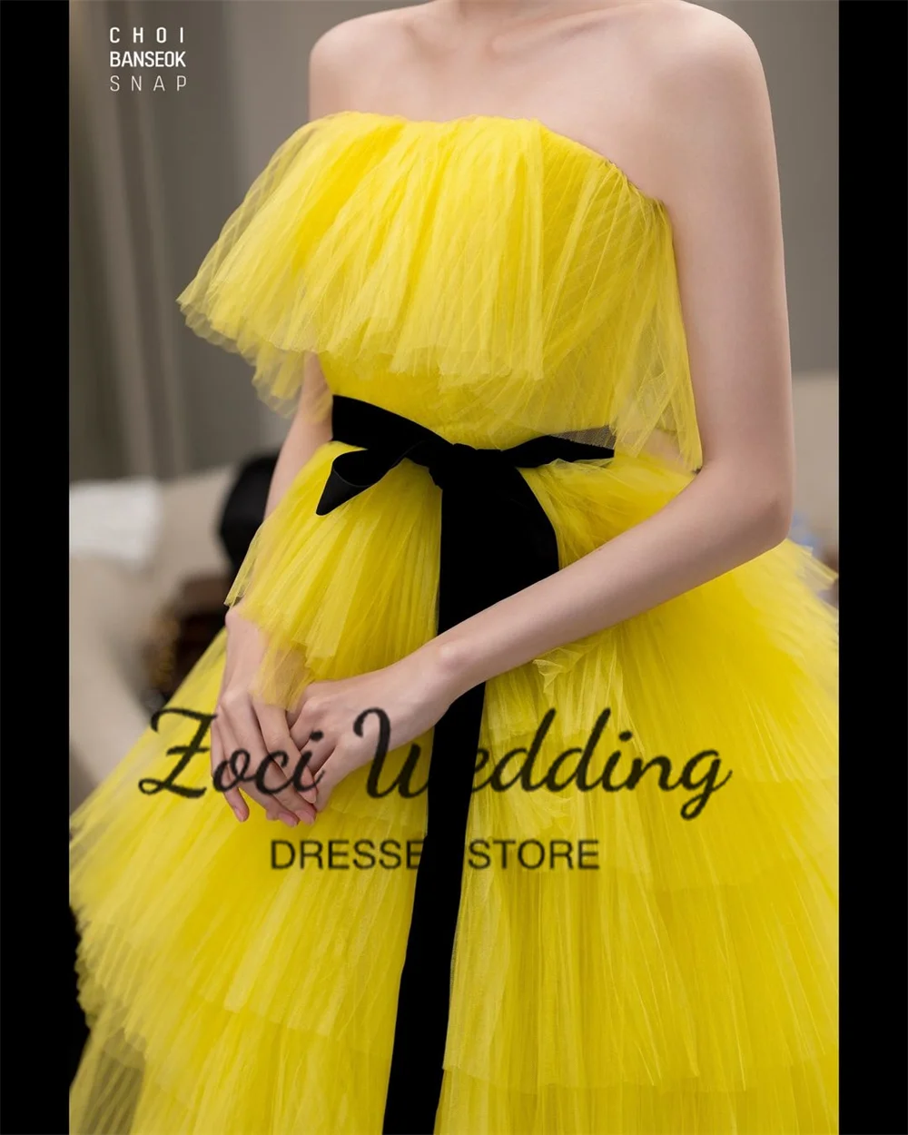 Zoci Elegant Strapless Korea Evening Dresses Black Belt Customized Photos Shoot Dresses Yellow Tiered Tulle Wedding Party Gown