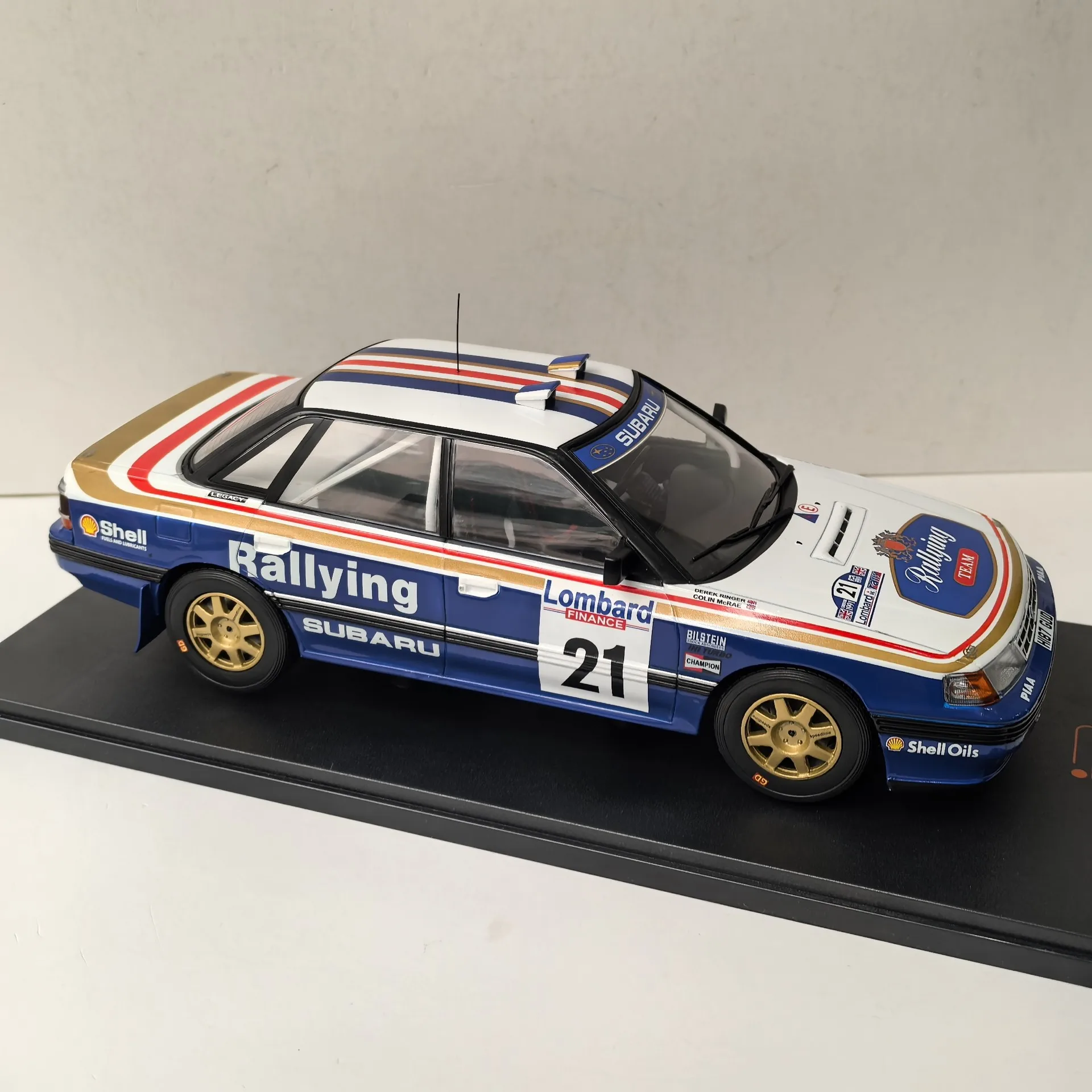 IXO 1:18 مقياس سوبارو RS # 21 1991 نموذج سيارة مصنوع من خليط معدني لعبة دييكاست الحلي ألعاب تذكارية قابلة للجمع #4
