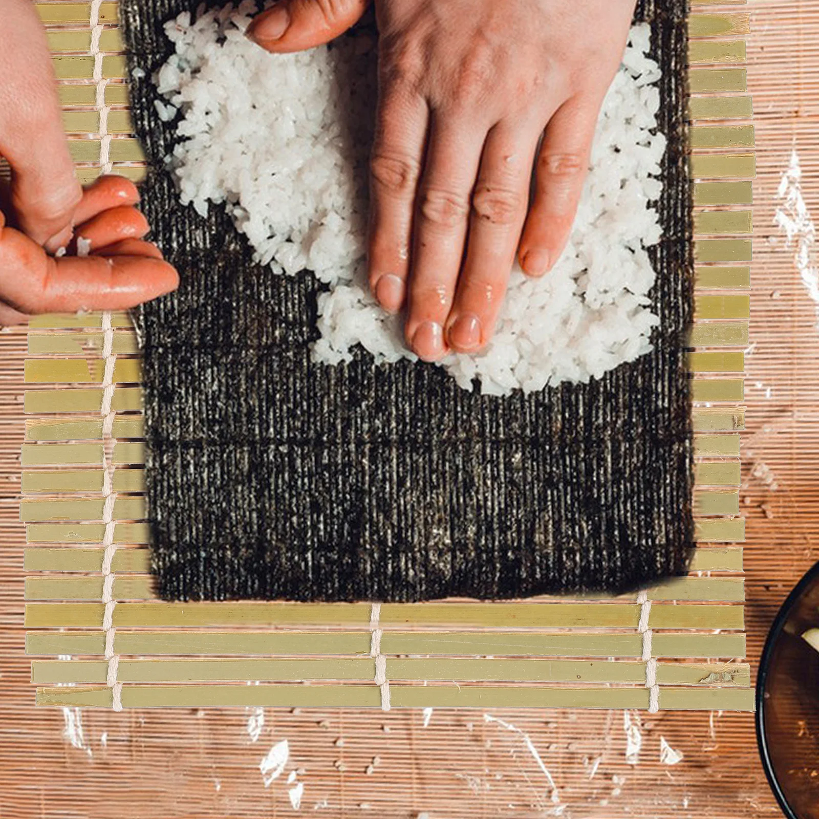 

3Pcs Bamboo Sushi Making Mat Set Stain Resistant Foldable Easy Clean for All Kinds of Japanese Food Sushi Rolling Mat