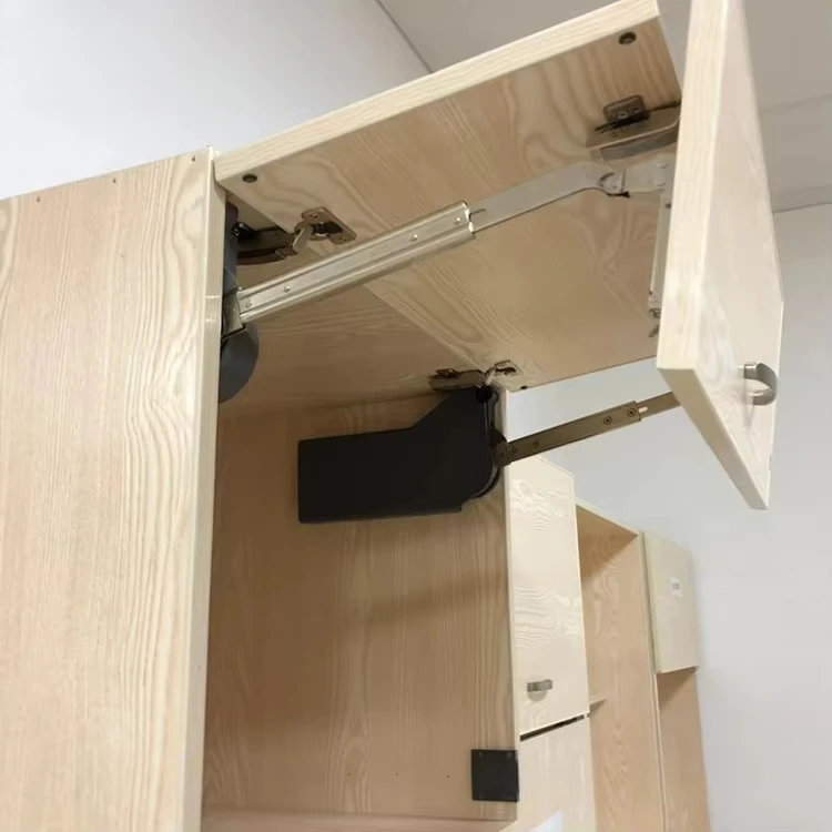 Staffa per porta dell'armadio elettrico con staffa tampone per armadio hardware per mobili intelligenti di alta qualità