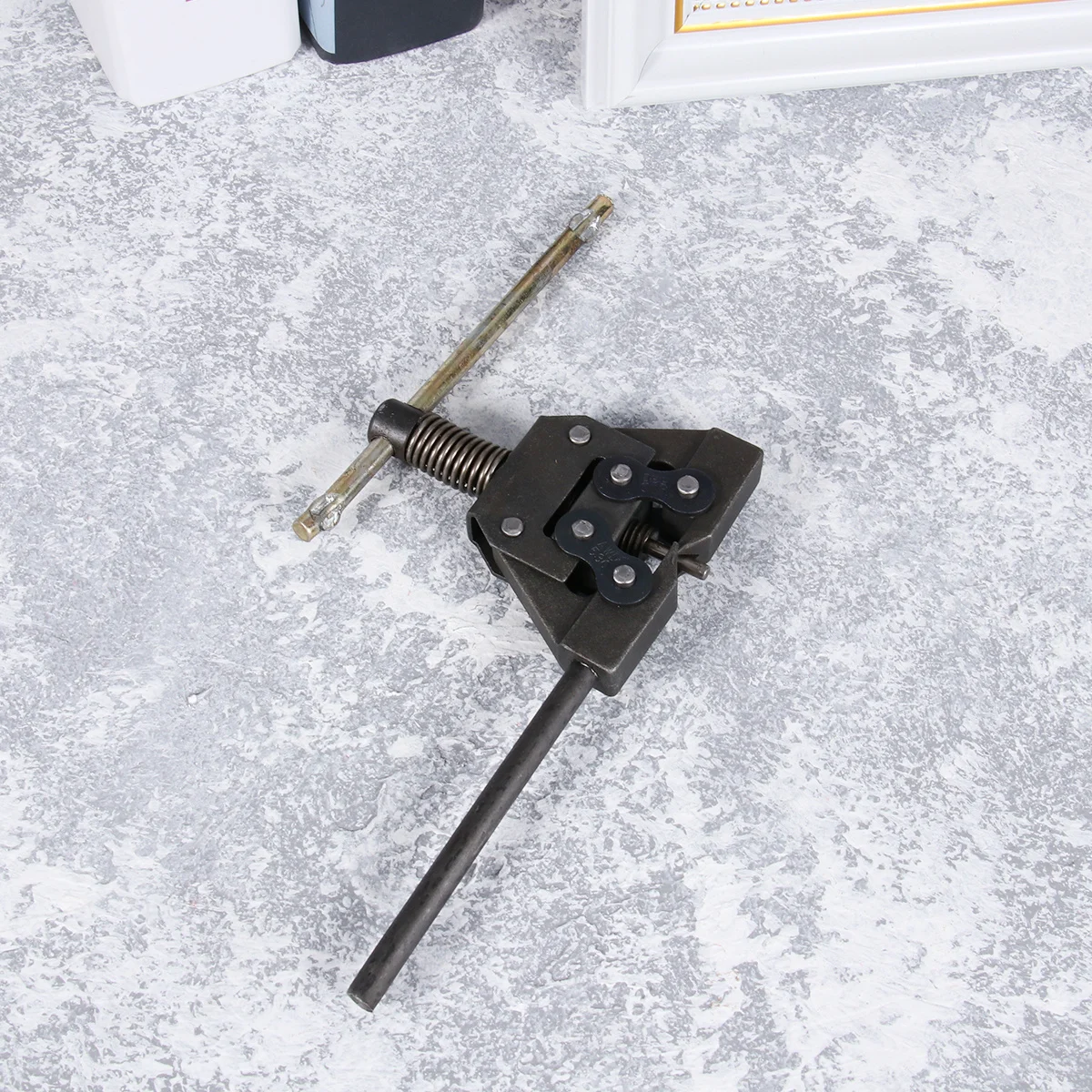 Bike Chain Repair Tool Universal Splitter Cutter Breaker Remove Install Portable Metal Frame Rubber Grip Black