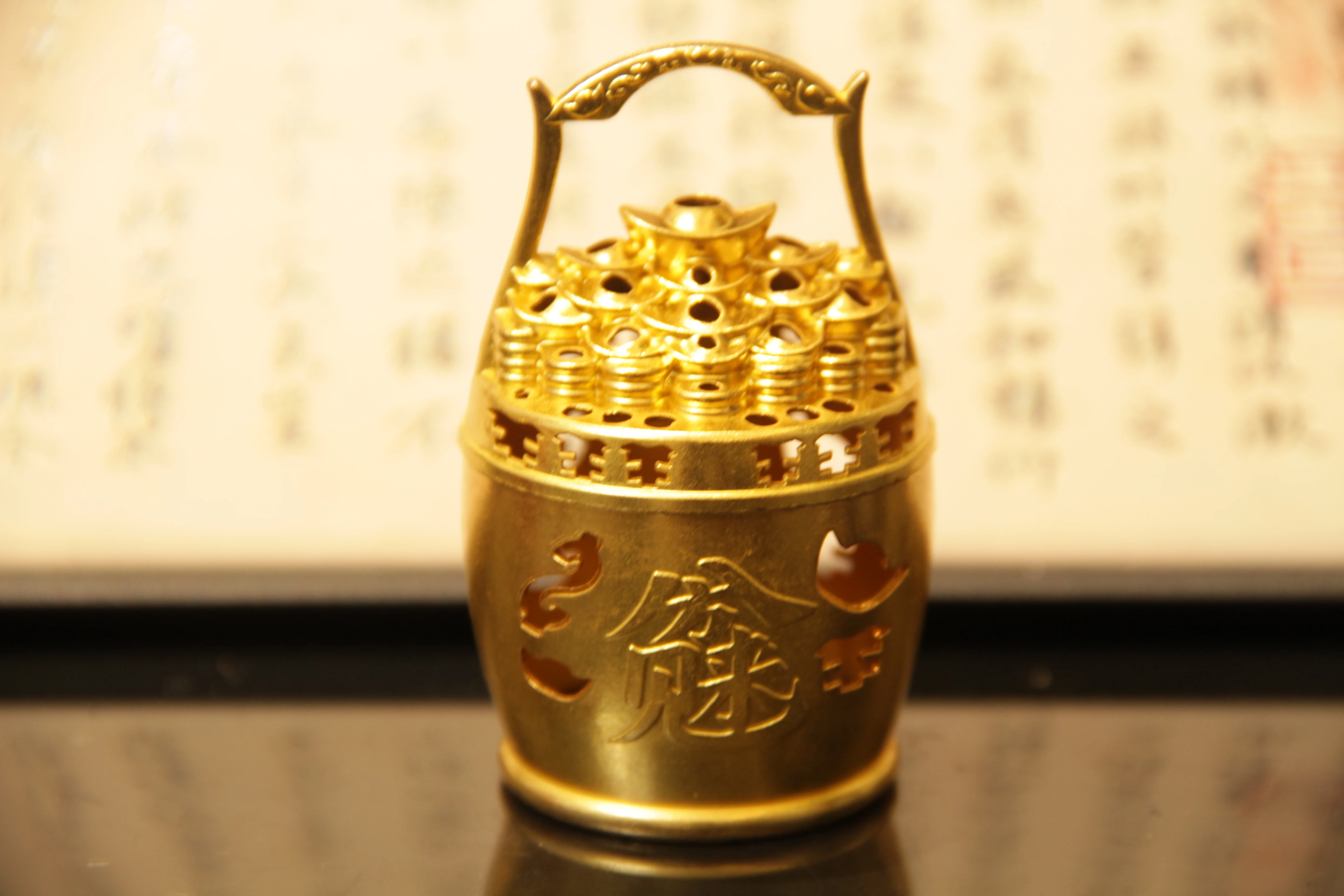 Golden Ingot Coin Bakhoor Burner Portable Handle Incense Holder Wealth Blessing Home Table Aroma Decor Arabian Room Gift