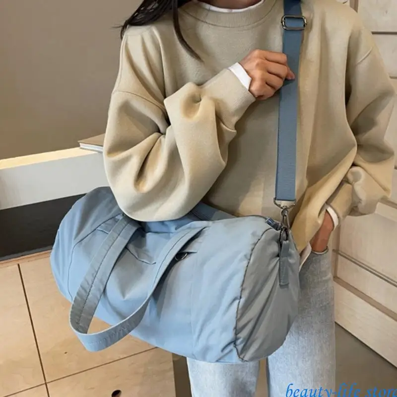 

Fashionable Travel Carry Shoulder Bag For Women Spacious Fitness Gym Bags Nylon Handbag With Multiple Compartments 517D