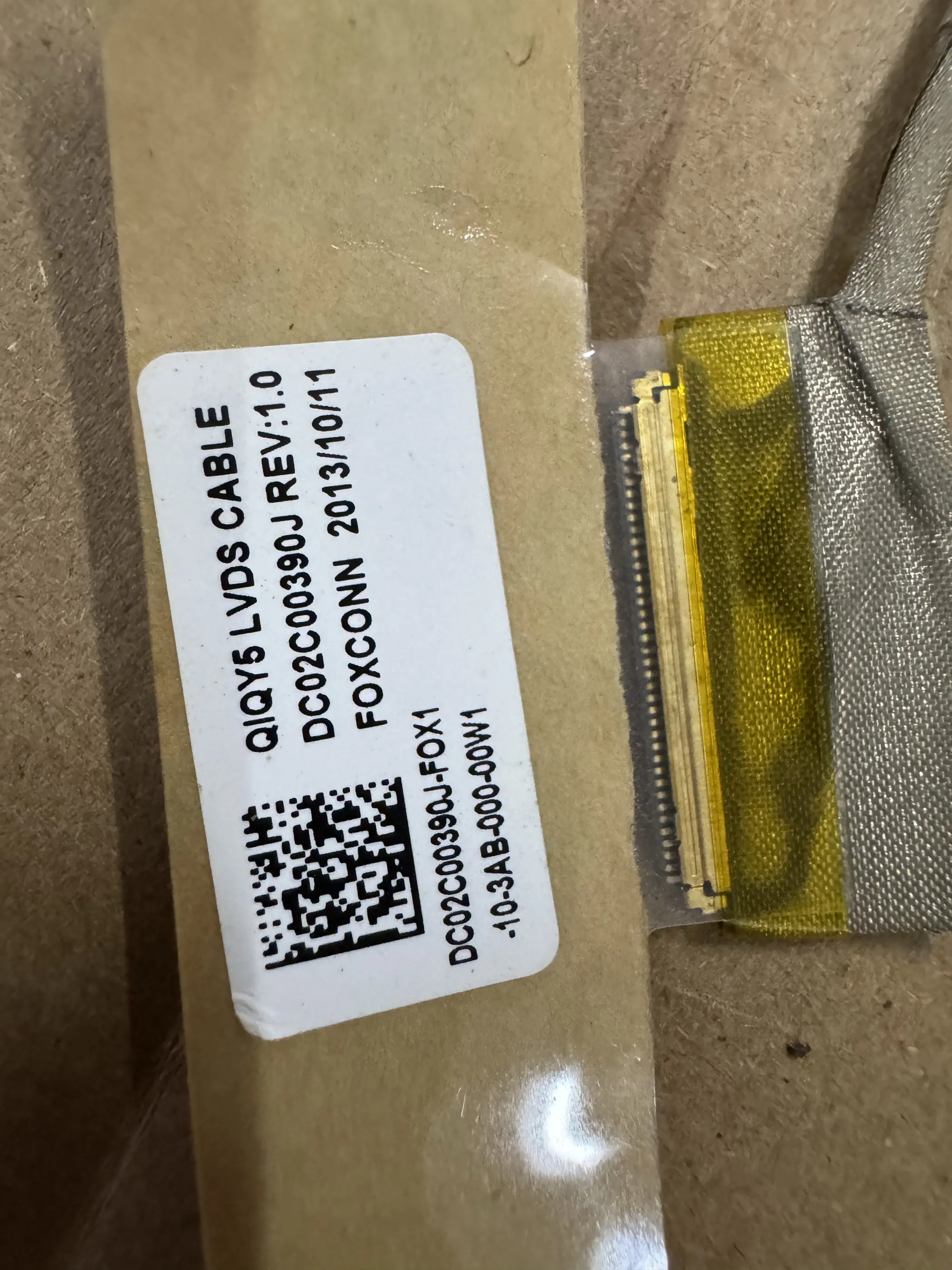 FOR Lenovo Y430P screen cable Y410P high-score 40-pin screen cable, display screen cable, small interface buckle type