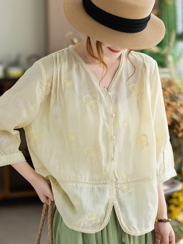 

Женская блузка Camiyu из 100% льна свободного кроя с V-образным вырезом, вышивкой, рукавом три четверти, цветочным принтом, в повседневном стиле