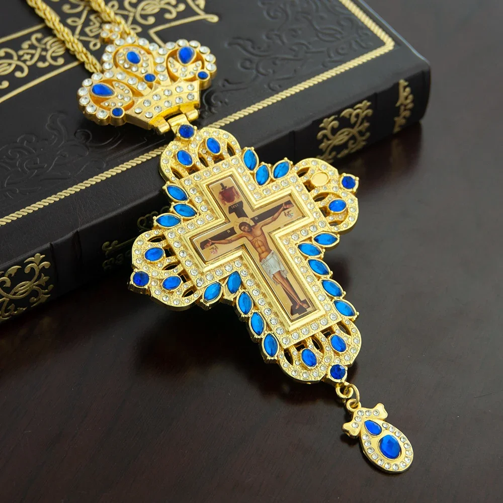 HTISOK Orthodoxes Kreuz-Anhänger, vergoldet, Jesus-Kruzifix mit Edelstein, heiliger Schmuck für Taufe, religiöse Dekoration & Geschenk – Detail 6