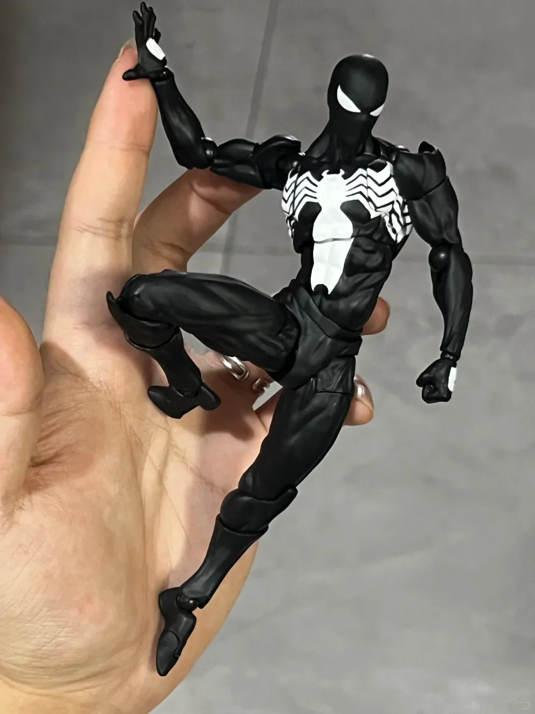 Figur Aksi Spiderman Black Neighbor Symbiote MessToys Scarlet Neighbor CT Toys Black Red Spider Man (Ready Stock)