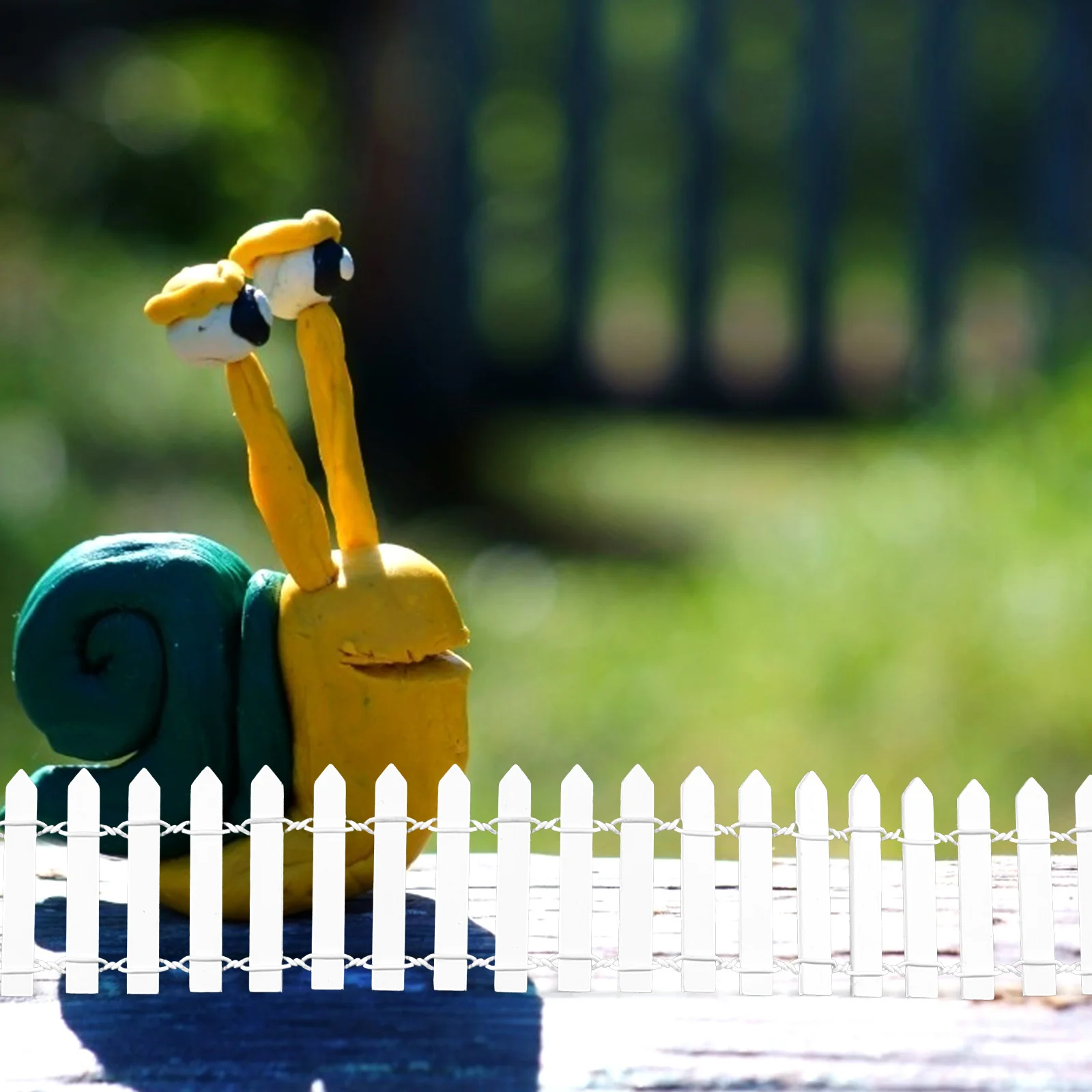 

2Sets Mini Wooden Fence 5Cm Small Fence Simple Elegant Bonsai Terrarium Micro Landscape Garden Courtyard Decor