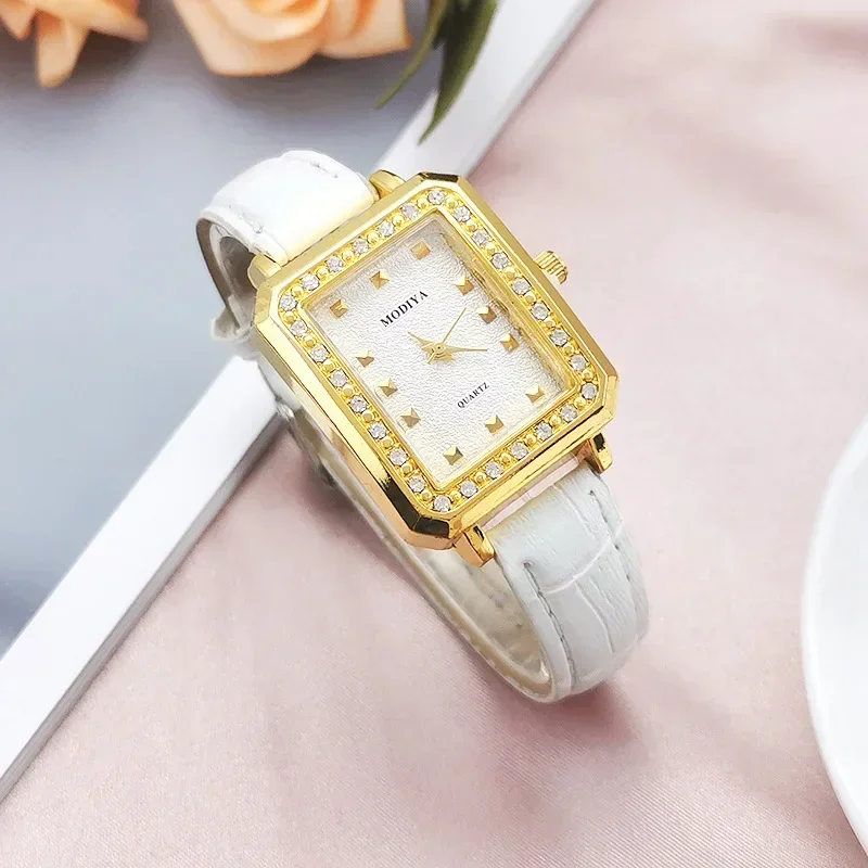 Women's Watch Quartz Inlaid with Rhinestones Luxury Temperament Retro Elegant Square Case Gift for Lovers Relogio Feminino Reloj