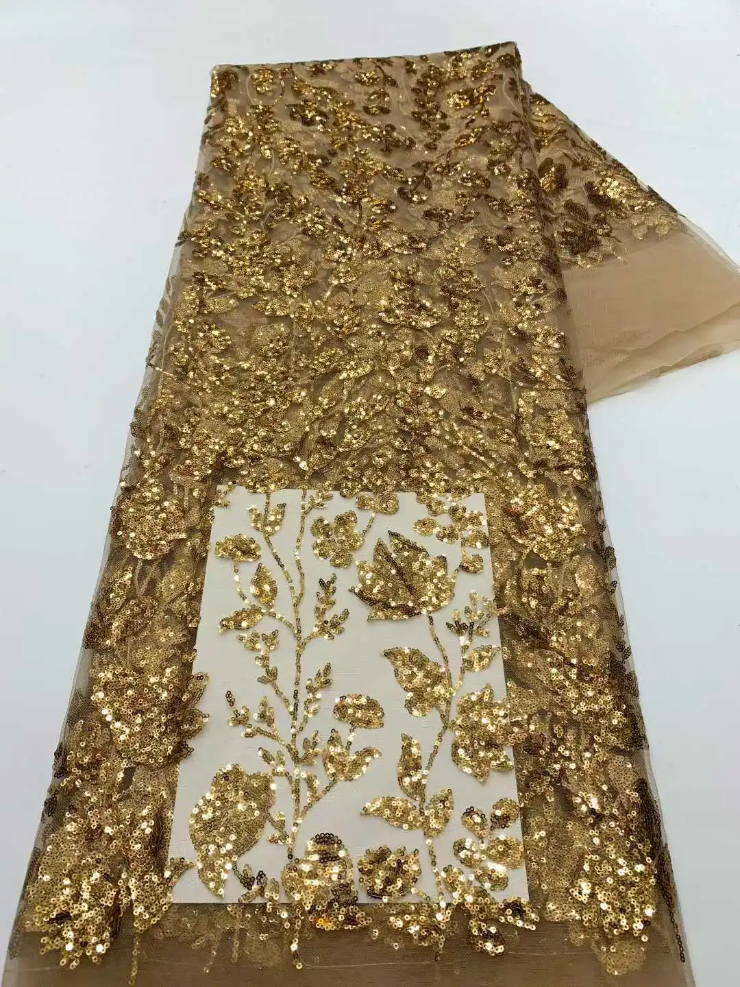 

2025 Luxury French Mesh Lace Fabric High Quality African Nigerian Sequins Lace Lace For Women Wedding Party Dresses Sewing