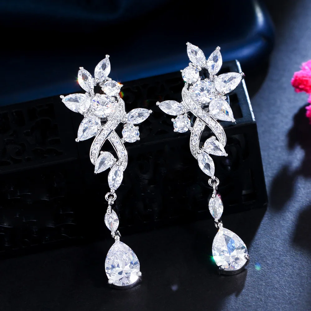 

CWWZircons Shining Cubic Zirconia Pave Setting White Gold Plated Dangling Long Water Drop Bride Party Earrings for Women CZ211