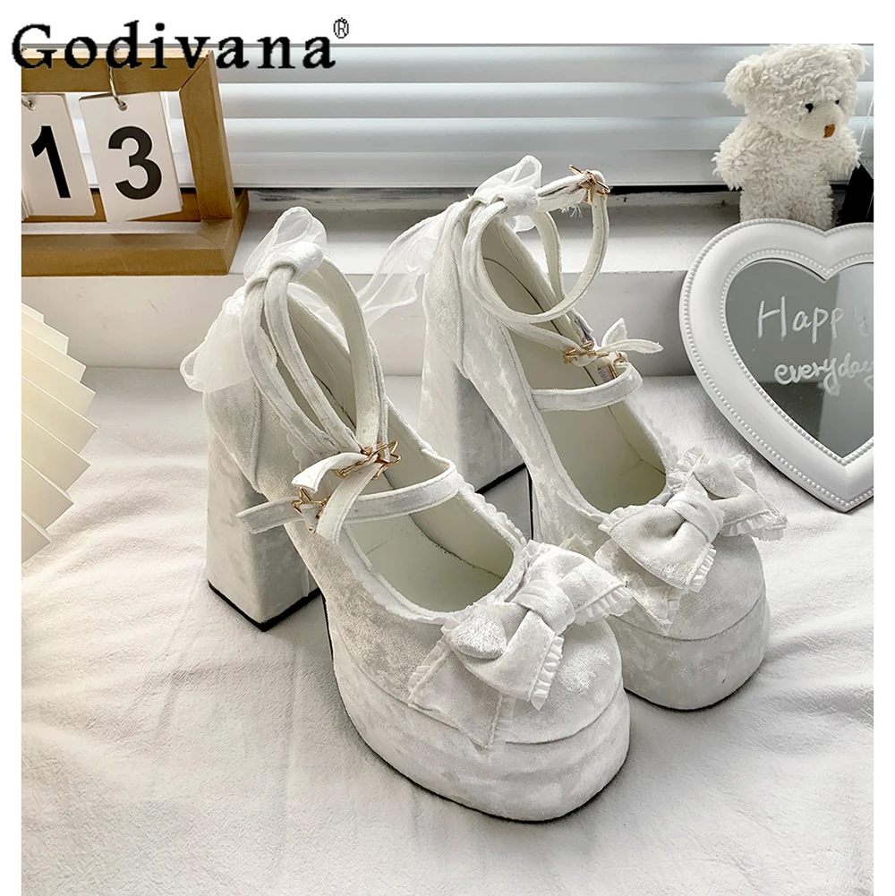 

French Lolita Waterproof Platform High Heels for Women 2025 New Autumn Round Toe Chunky Heel Bow Mary Jane Shoes