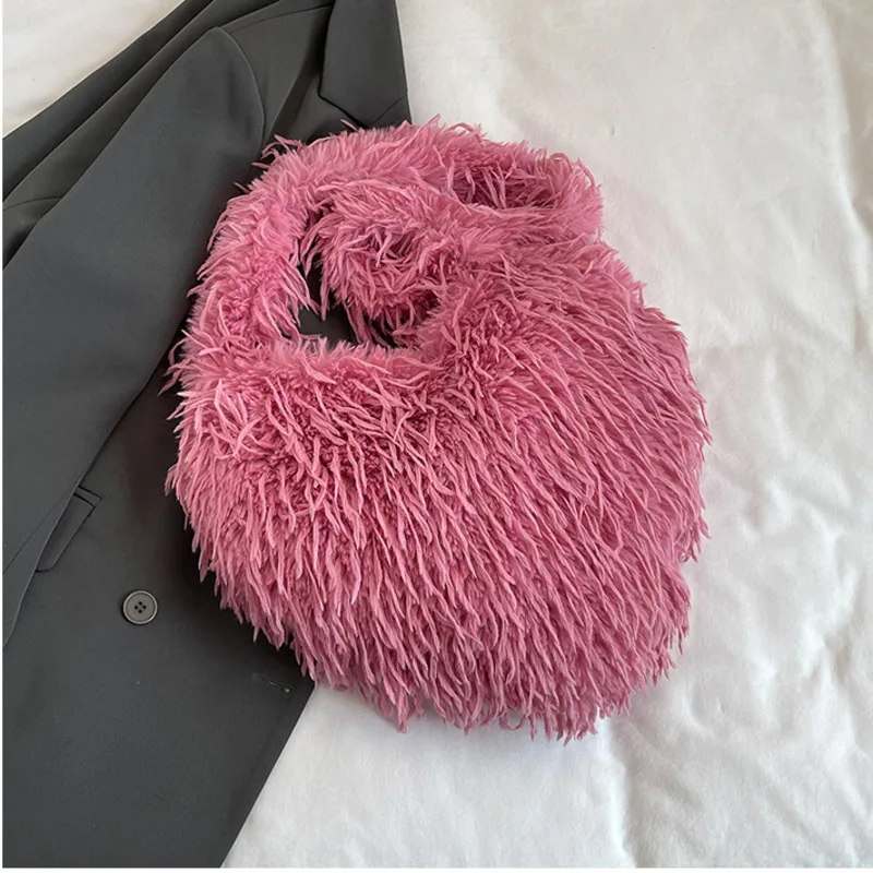 2024 new single shoulder plush bag, women's bag, a charming and caring temperament. bag, peach heart handbag, crossbody bag