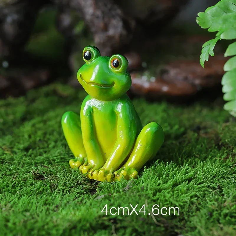 Kawaii Cartoon Frogs Artificial Resin Green Frog Figurines DIY Micro-landscape Garden Flowerpot Decorations