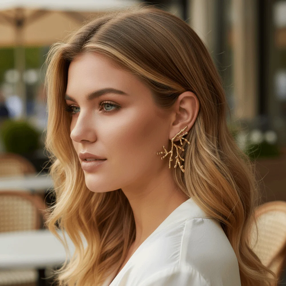 Creative Funny Coral Branch Earrings Metal Exaggeration Red Coral Earrings Hollow Bohemia Irregular Earrings Summer