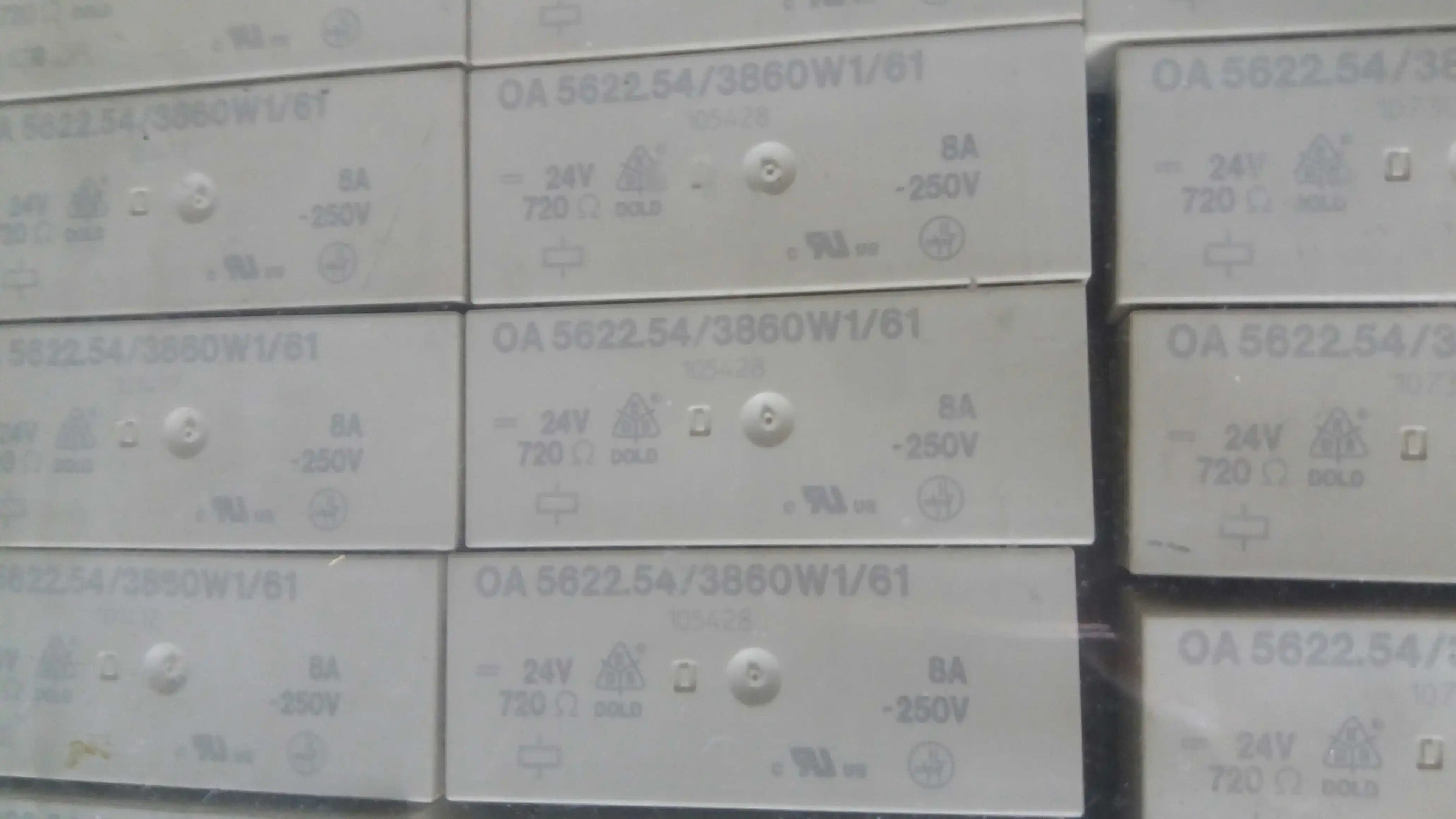 

Free shipping OA 5622.54/3860W1/61 24VDC 10pcs As shown