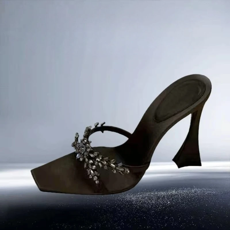 

2025 Summer New Square Toe Cross Diamond High Heels Fashionable Ladies Satin Stiletto Sandals Sexy Ladieshigh Heel Sandals