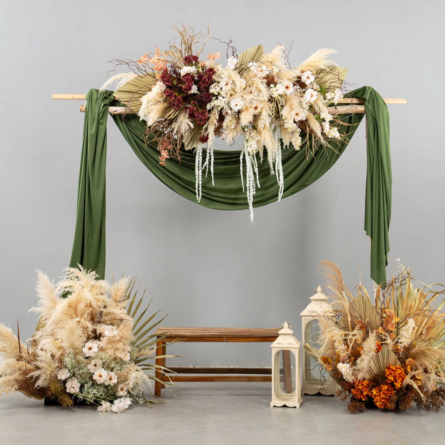 

Wedding Welcome Floral Arrangement Premium Window Wall Hanging Dried Flowers Reed Sunflower Fan Leaf Flower Arrangement Restaura