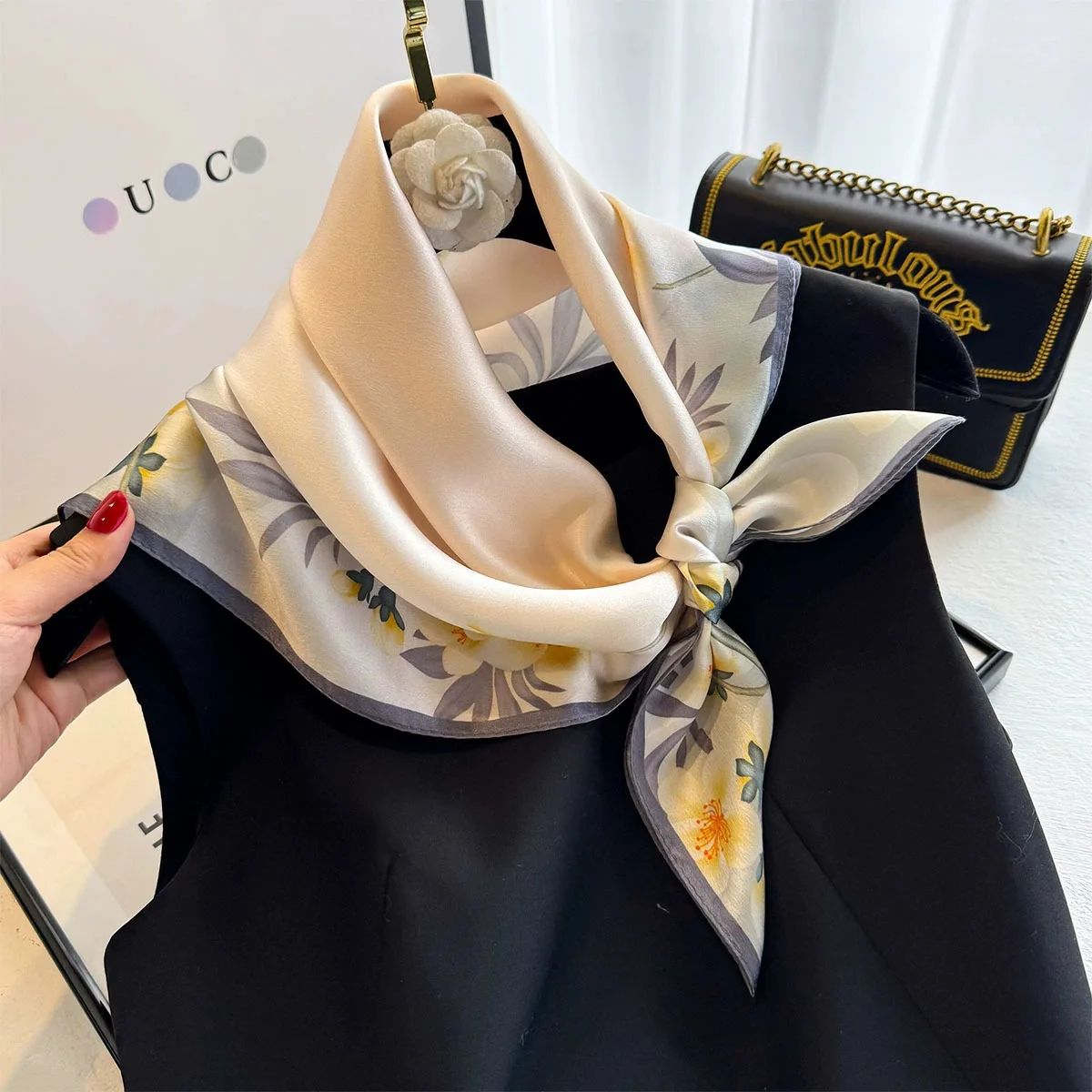 100 % natürlicher Seidenschal für Damen, Foulard, Damen-Schal, elegantes, hochwertiges, quadratisches Halstuch für Damen, Hijab, Bandana, Schals – Detail 5