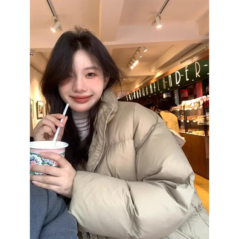 2025 Down and Cotton Jacket, New Women's Short Bread Suit Small and Small Thick, Thickened and Loose in Winter