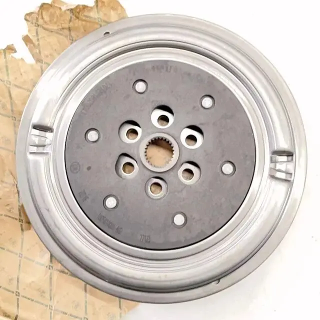 Auto parts High quality The flywheel components OE number 1005020GH052 for JAC S3