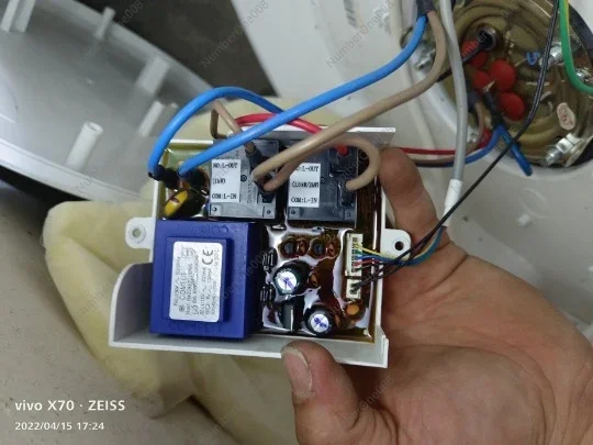 Suitable for Ariston electric water heater computer board main board 40 50 60 80