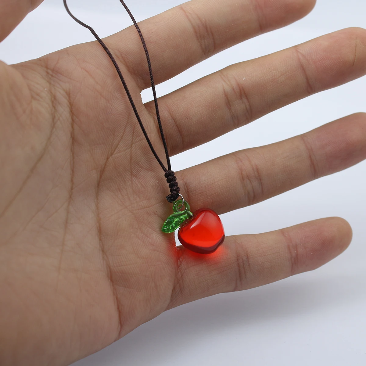 لعبة الحب والمساحة العميقة Caleb المفاتيح تأثيري سلسلة هواتف حبل كيرينغ أبل قلادة مفتاح سلسلة حقيبة اكسسوارات هدايا عيد الميلاد