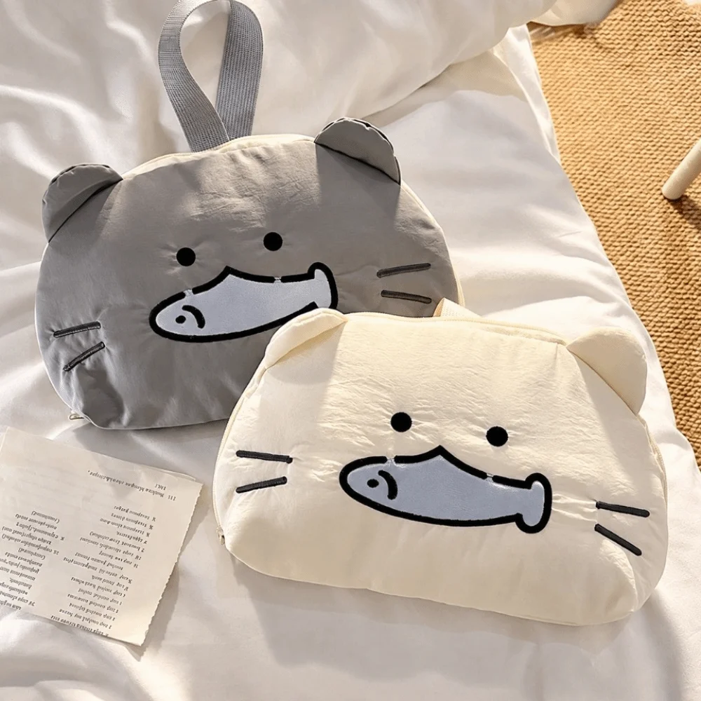 Nylon Undergarment Storage Pouch Zippered Multi Compartment Travel Underwear Organizer Stain Resistant Cartoon Cat Toiletry Bag