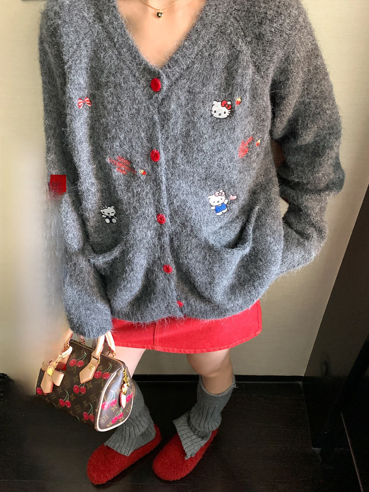 

Комплект LIONE: Мягкий вязаный свитер с длинными рукавами в корейском стиле, с вышивкой, женский повседневный зимний кардиган с мультяшным принтом животных