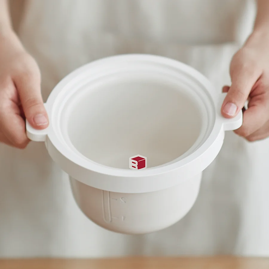 Olayks immediately sells a new type of mini rice cooker in Japan and South Korea, with 1-2 people per person mini rice cookers