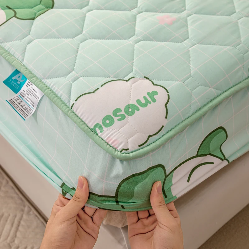 Waterproof Mattress Cover Cartoon Style Bed Covers Quilted Fitted Sheet постельное белье Thickened Bedspread(No Pillowcase)